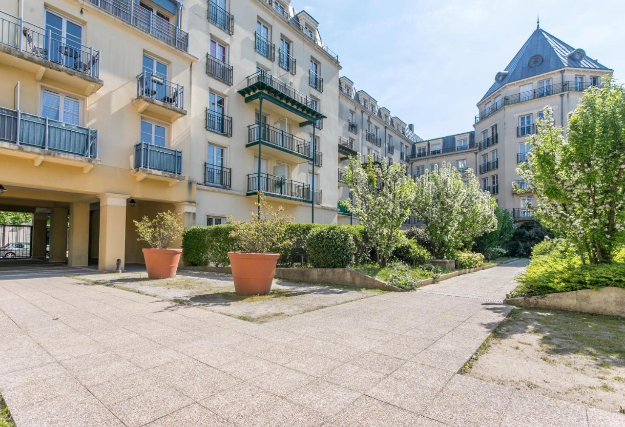 Nice Apartment Garden - 5 Min Disneyland Paris - Val D'Europe Center Chessy  Exteriör bild